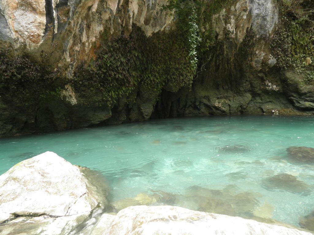 Hotel Garganta Del Cares Poncebos Ngoại thất bức ảnh