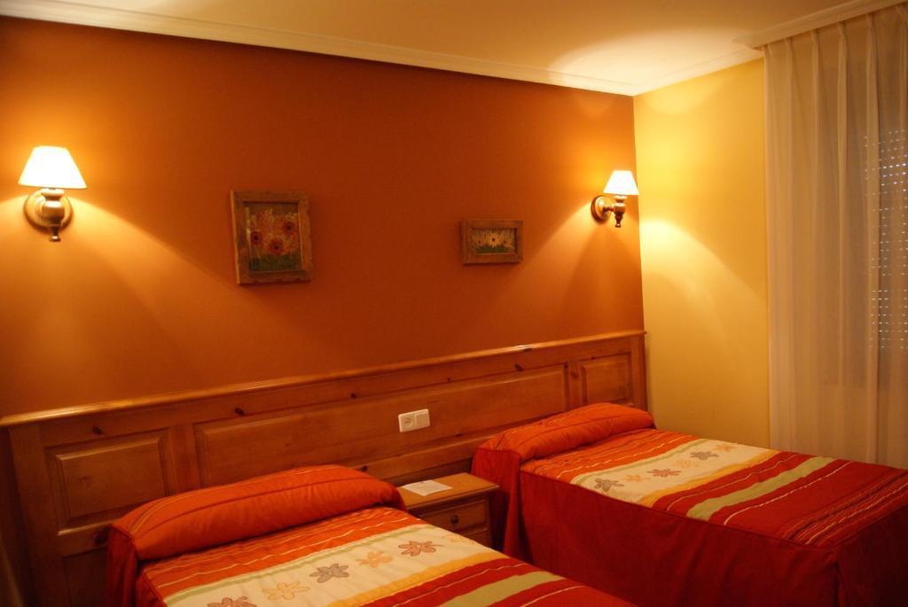 Hotel Garganta Del Cares Poncebos Phòng bức ảnh