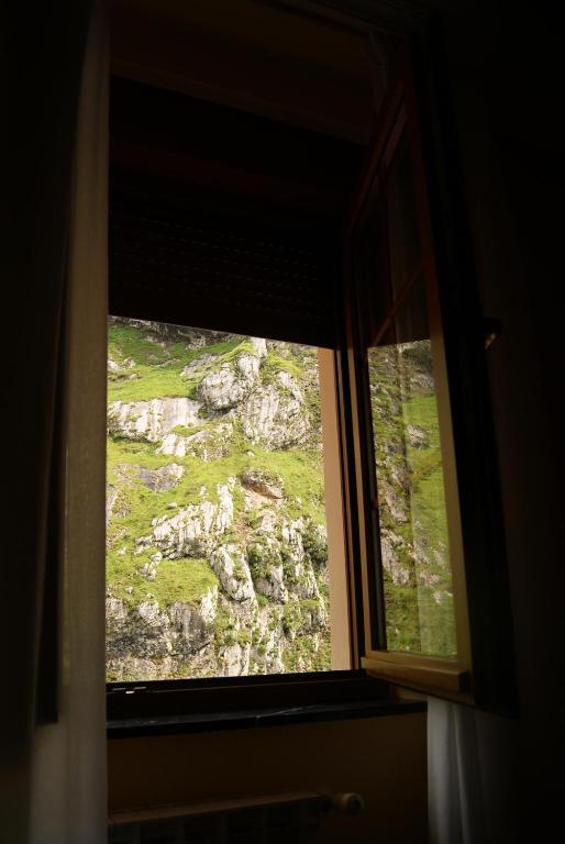 Hotel Garganta Del Cares Poncebos Phòng bức ảnh